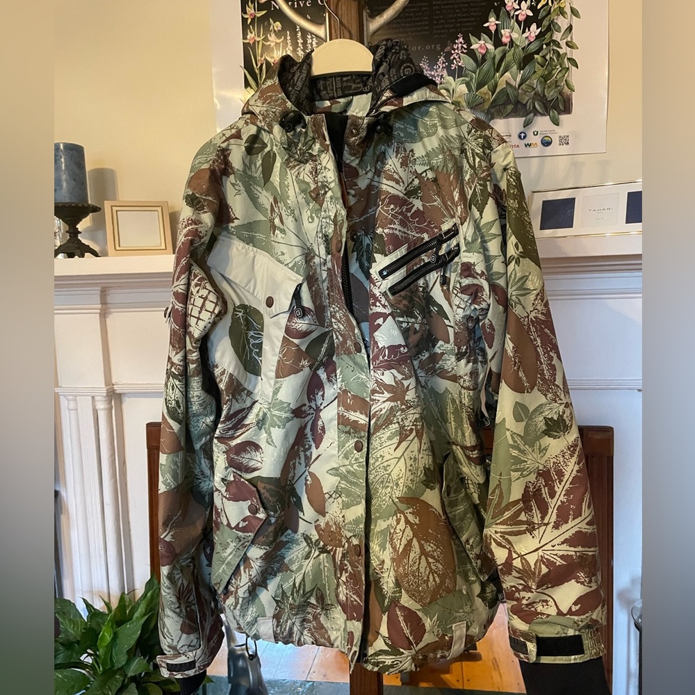 Womens grenade ski/snowboard jacket